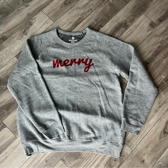 “Merry” Sweatshirt - Size XL - Picture 2 of 5